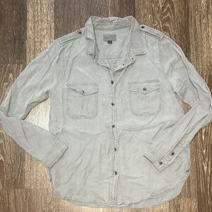 Universal Threat button down utility shirt light gray size medium